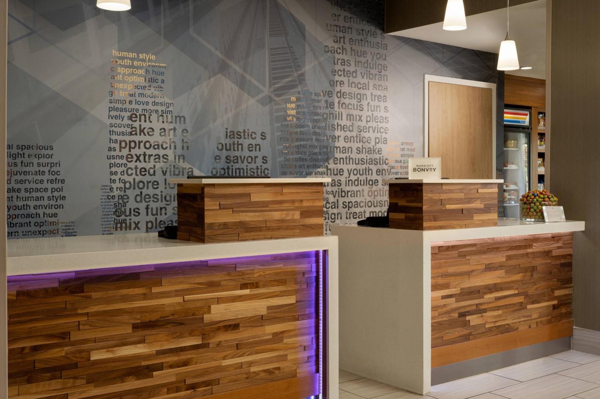 Springhill Suites Dallas Arlington North Экстерьер фото